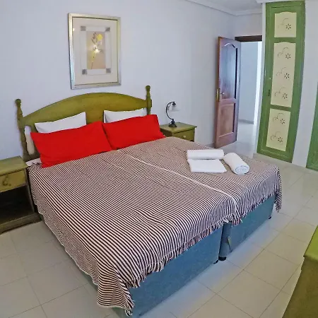 Paradise Court 