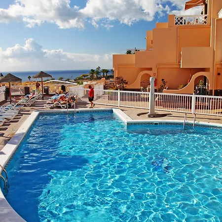 Paradise Court 