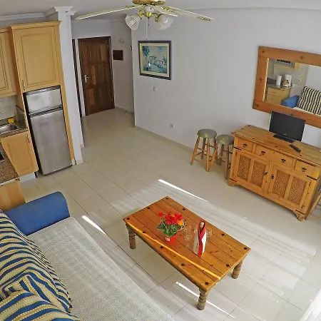 Paradise Court 