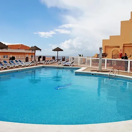 Paradise Court 